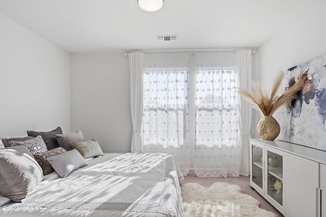 1582 Ivy Ln, Tracy, CA 95376