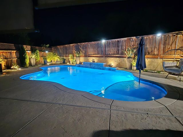 1582 Ivy Ln, Tracy, CA 95376