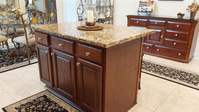 6643 3RD AVENUE N, St Petersburg, FL 33710