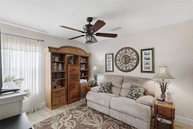 6643 3RD AVENUE N, St Petersburg, FL 33710