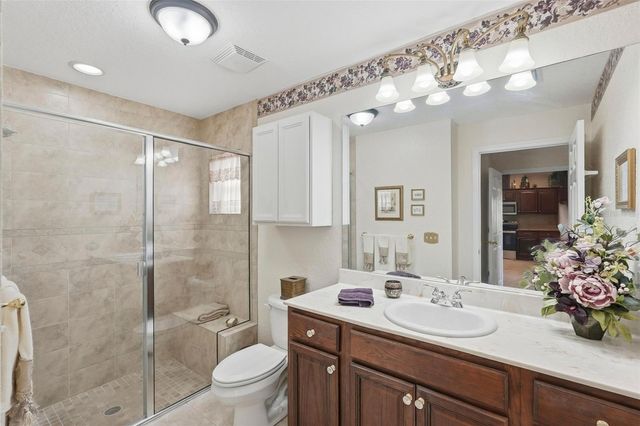 6643 3RD AVENUE N, St Petersburg, FL 33710