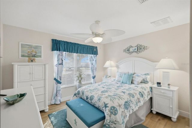 6643 3RD AVENUE N, St Petersburg, FL 33710