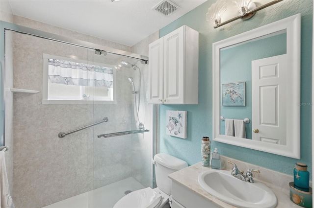 6643 3RD AVENUE N, St Petersburg, FL 33710