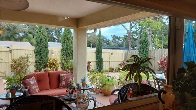 6643 3RD AVENUE N, St Petersburg, FL 33710