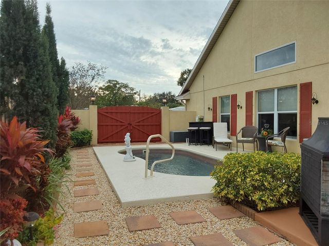 6643 3RD AVENUE N, St Petersburg, FL 33710