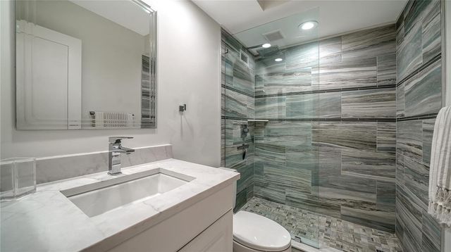 1000 LONGBOAT CLUB ROAD 403, Longboat Key, FL 34228