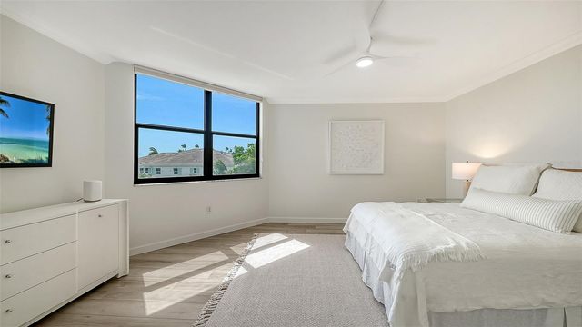 1000 LONGBOAT CLUB ROAD 403, Longboat Key, FL 34228