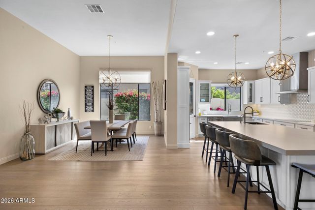 8084 E WINDWOOD Lane, Scottsdale, AZ 85255