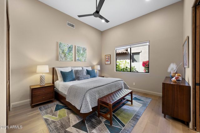 8084 E WINDWOOD Lane, Scottsdale, AZ 85255