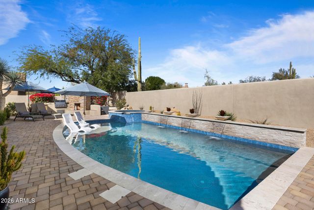 8084 E WINDWOOD Lane, Scottsdale, AZ 85255