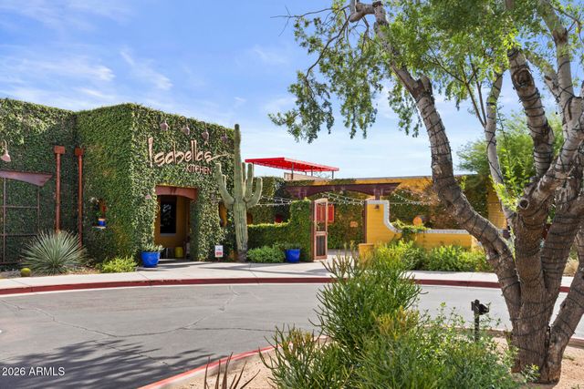 8084 E WINDWOOD Lane, Scottsdale, AZ 85255