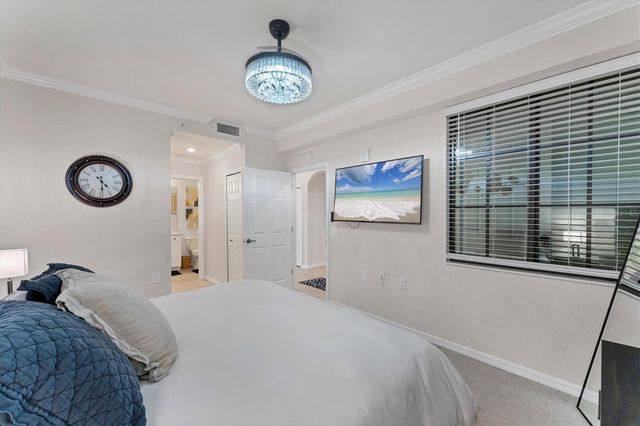 17704 GAWTHROP DRIVE 102, Bradenton, FL 34211