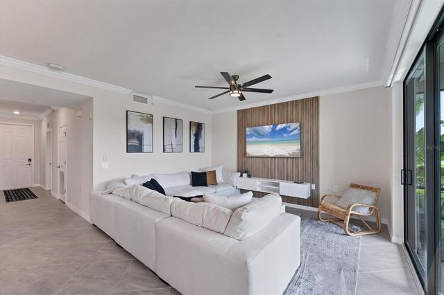 17704 GAWTHROP DRIVE 102, Bradenton, FL 34211