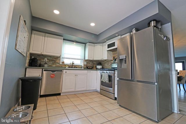 212 RIVERVIEW AVE, Ridley Park, PA 19078