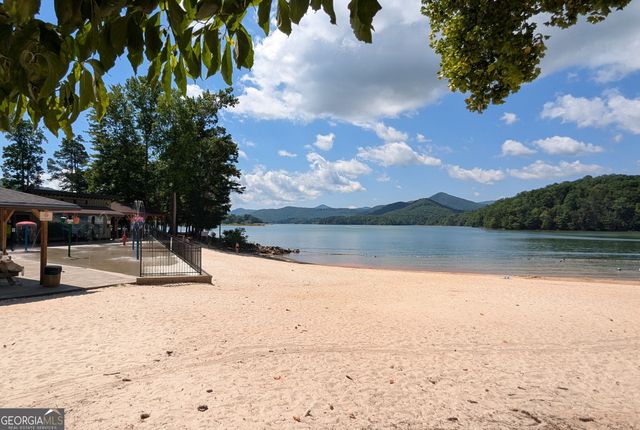 1565 Davis Road, Hiawassee, GA 30546