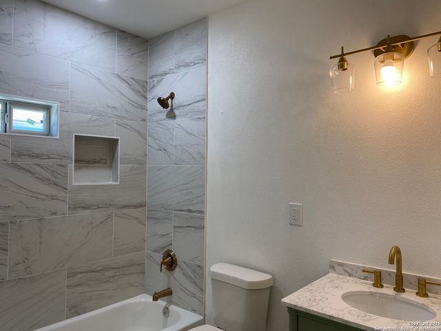 2122 CINCINNATI AVE, San Antonio, TX 78228