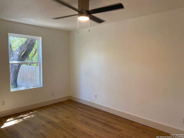 2122 CINCINNATI AVE, San Antonio, TX 78228