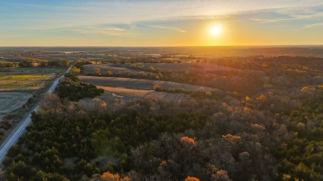 001 365th Street, Truro, IA 50257