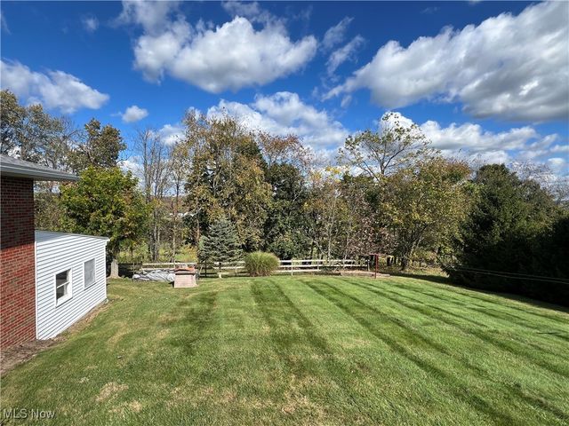 5016 Township Road 404, Millersburg, OH 44654