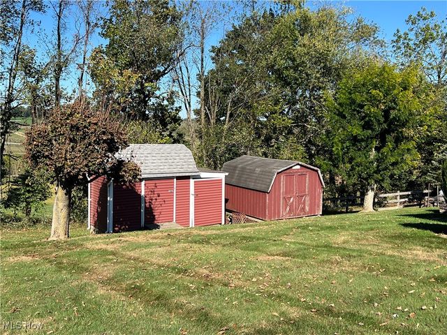 5016 Township Road 404, Millersburg, OH 44654