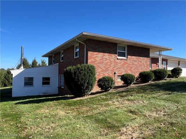5016 Township Road 404, Millersburg, OH 44654
