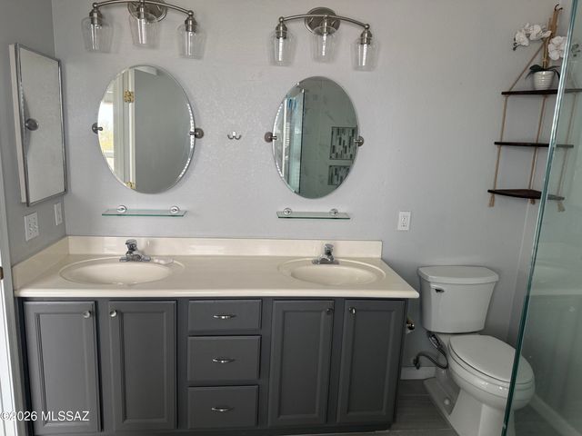 9435 N Painted Sky Drive, Tucson, AZ 85743
