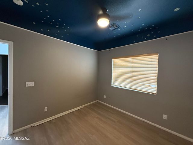 9435 N Painted Sky Drive, Tucson, AZ 85743