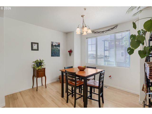 595 Nw 118TH Ave 101, Portland, OR 97229