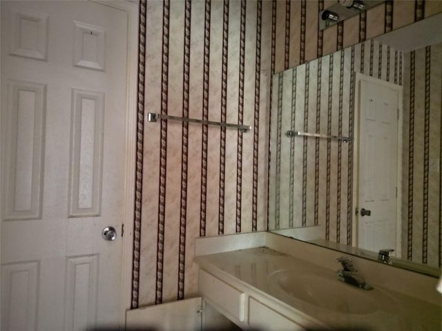 2906 Little Branch Court, Houston, TX 77082