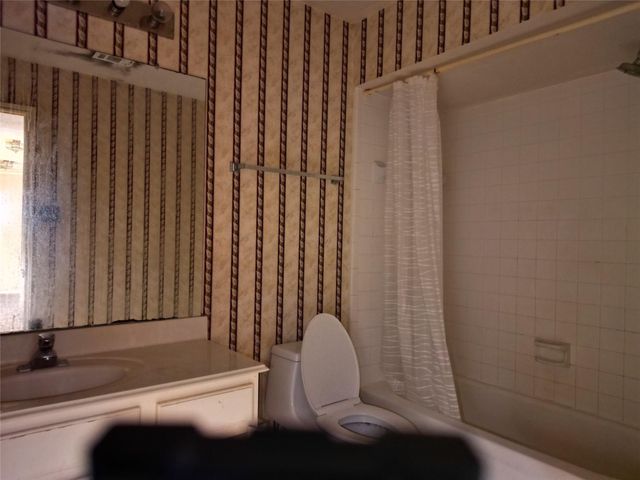 2906 Little Branch Court, Houston, TX 77082
