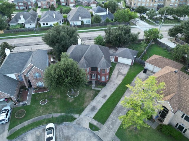 2906 Little Branch Court, Houston, TX 77082