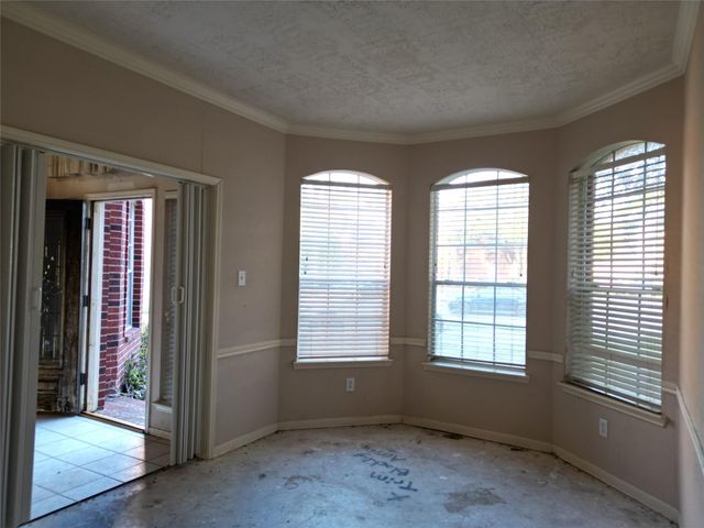 2906 Little Branch Court, Houston, TX 77082
