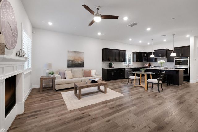 200 Moisant Ct, Lincoln, CA 95648