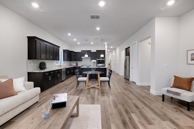 200 Moisant Ct, Lincoln, CA 95648