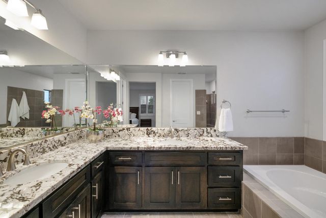 200 Moisant Ct, Lincoln, CA 95648