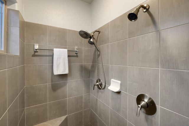 200 Moisant Ct, Lincoln, CA 95648