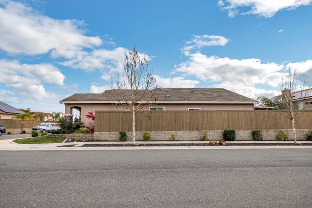 200 Moisant Ct, Lincoln, CA 95648