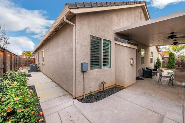 200 Moisant Ct, Lincoln, CA 95648