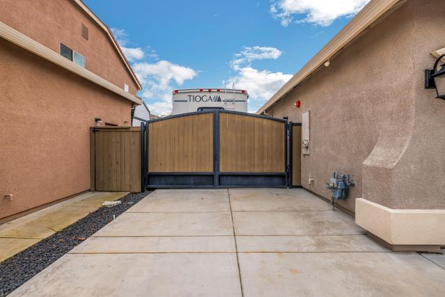 200 Moisant Ct, Lincoln, CA 95648