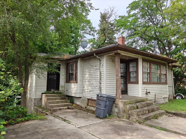 5925 Forest Avenue, Gary, IN 46403