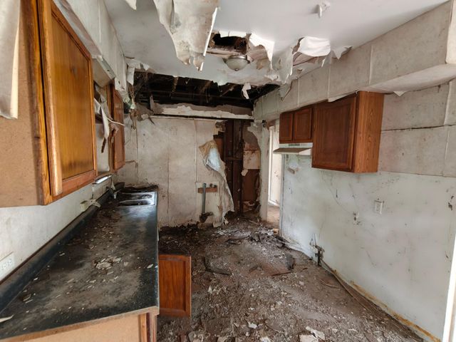 5925 Forest Avenue, Gary, IN 46403