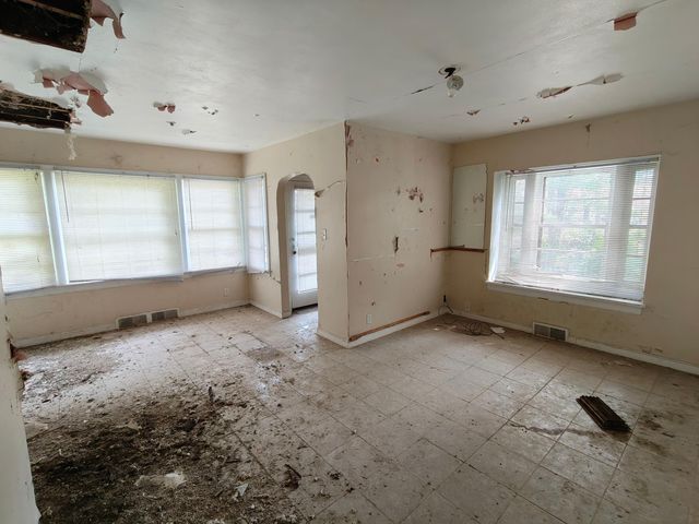 5925 Forest Avenue, Gary, IN 46403