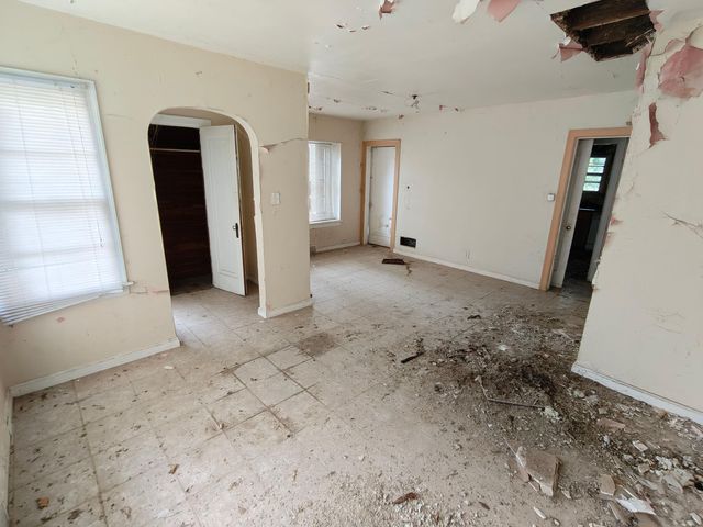 5925 Forest Avenue, Gary, IN 46403