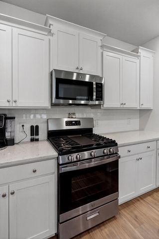 328 Firewheel Court, Summerville, SC 29486