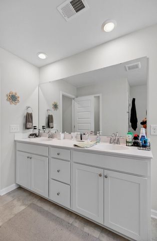 328 Firewheel Court, Summerville, SC 29486