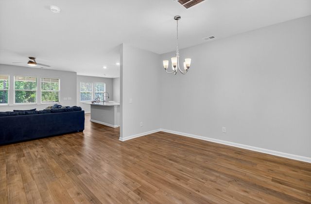 328 Firewheel Court, Summerville, SC 29486