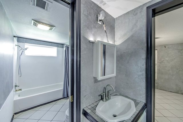 117 Crestwood Dr, Houma, LA 70364