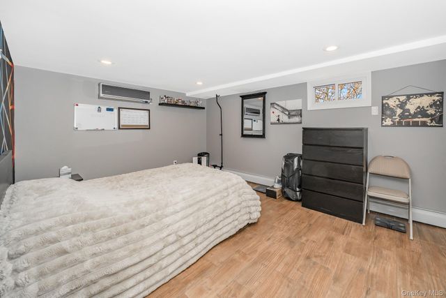 3 Aron Street, Smithtown, NY 11787