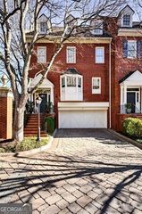 3685 Peachtree Road NE 1, Atlanta, GA 30319