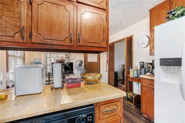 1913 Amberwood Court, Griffin, GA 30223